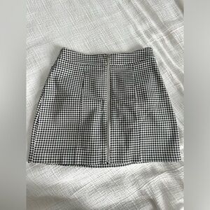 FOREVER 21 HOUNDSTOOTH PRINT MINI SKIRT
